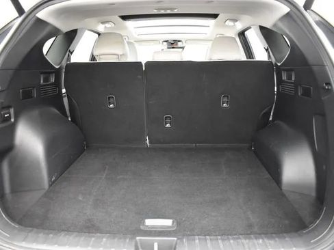 Used 2024 Hyundai Tucson Limited image 16