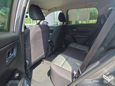 Used 2026 Nissan Rogue SV AWD/4WD image 11