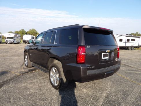 Used 2018 Chevrolet Tahoe LT w/ Luxury Package image 8