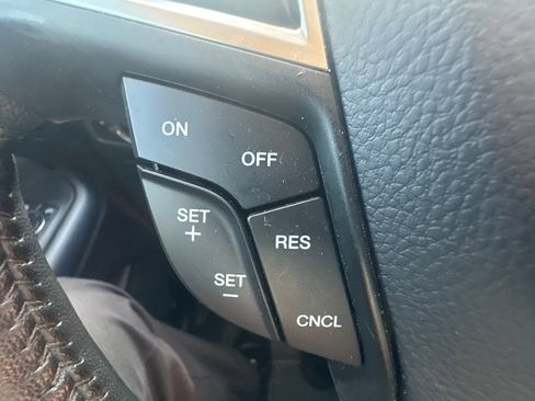 Used 2024 Ford Edge SEL w/ Convenience Package AWD/4WD image 22