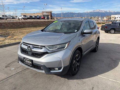 Used 2017 Honda CR-V Touring image 3