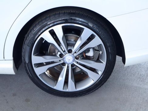 Used 2016 Mercedes-Benz CLA 250 image 11