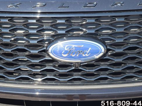 Used 2022 Ford Explorer ST w/ ST Street Pack image 34