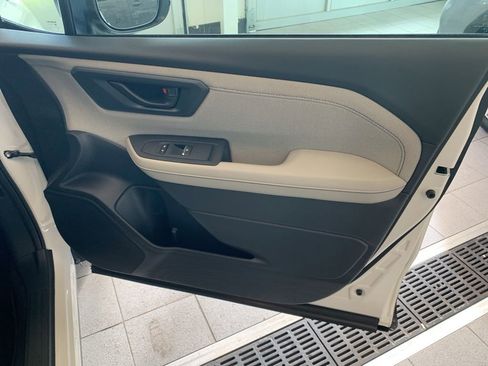 New 2026 Subaru Forester Premium image 17