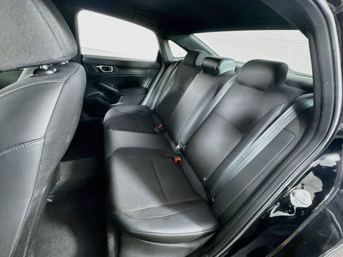 Used 2023 Honda Civic Sport image 17