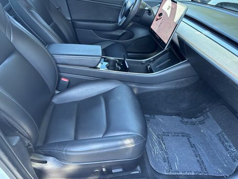 Used 2018 Tesla Model 3 Mid Range RWD image 28