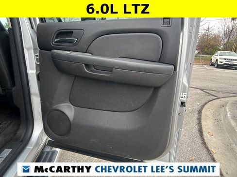 Used 2012 Chevrolet Silverado 2500 LTZ w/ Z71 Appearance Package image 36