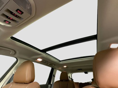 Used 2019 Subaru Ascent Touring w/ Popular Package #2 image 23