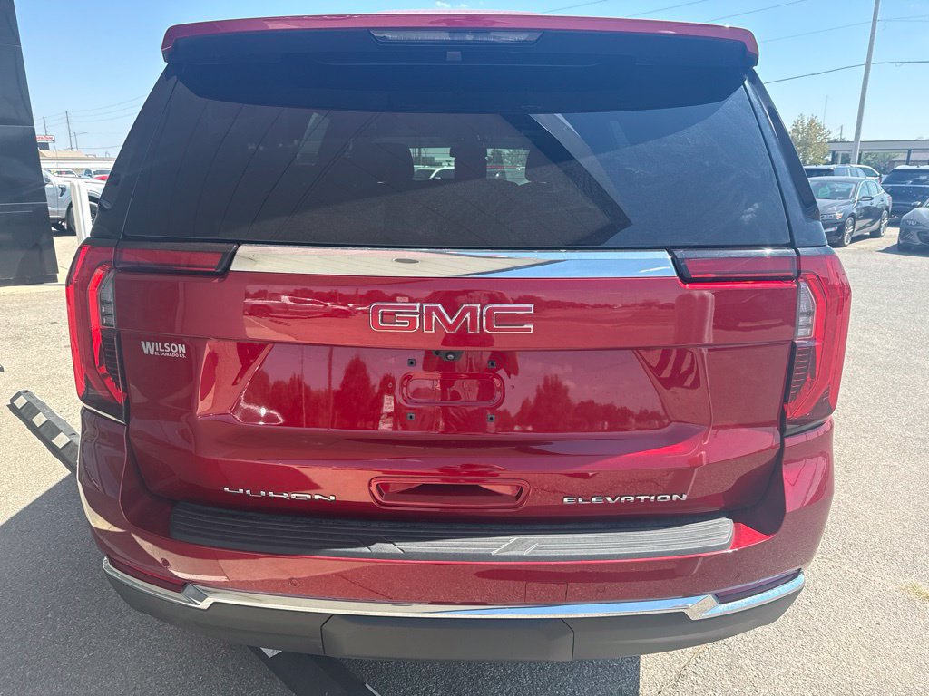Used 2026 GMC Yukon Elevation AWD/4WD image 4