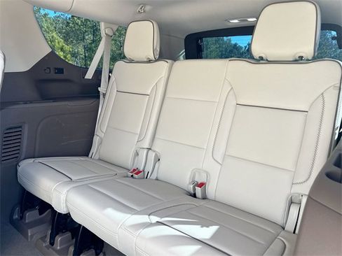 Used 2021 GMC Yukon XL Denali image 28