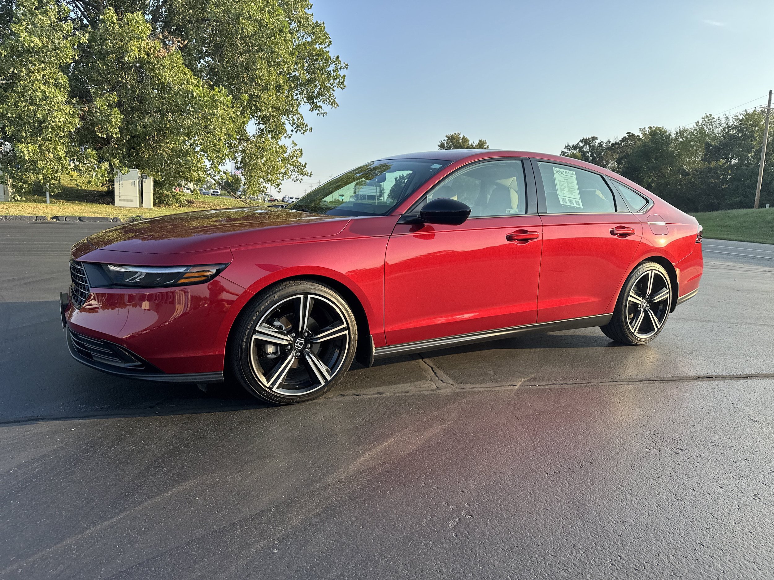 Used 2026 Honda Accord SE image 2
