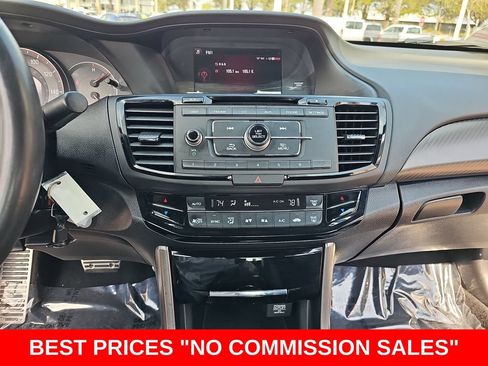 Used 2017 Honda Accord Sport image 19