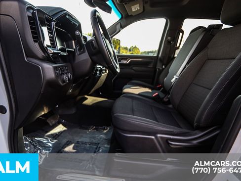 Used 2024 Chevrolet Silverado 2500 LT image 22