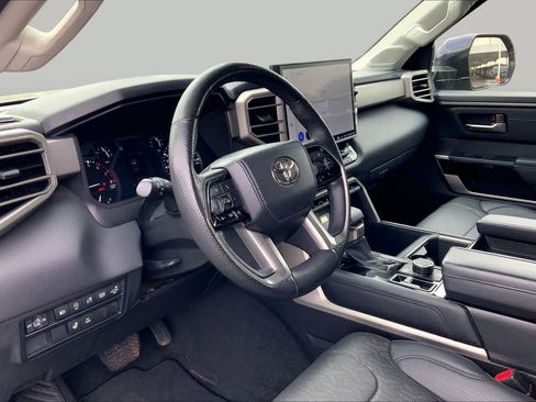 Used 2023 Toyota Tundra Limited AWD/4WD image 18