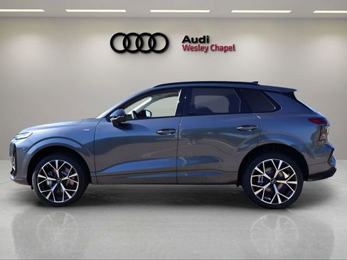 New 2026 Audi Q3 quattro 2.0T AWD/4WD image 2