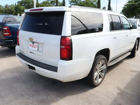 Used 2016 Chevrolet Suburban LT image 11