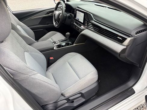 Used 2026 Toyota Camry LE image 26