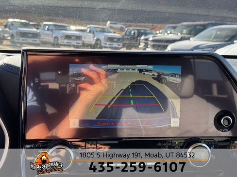 Used 2023 Toyota Highlander Limited image 25