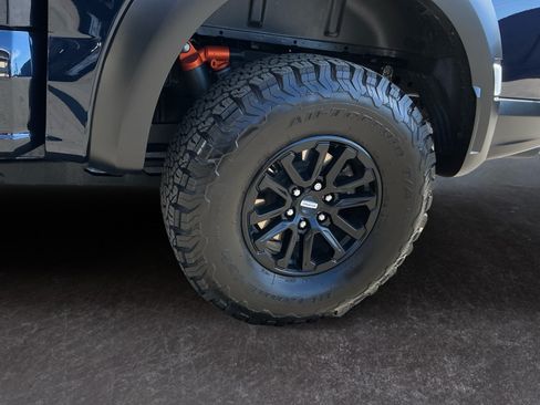 Used 2024 Ford F150 Raptor AWD/4WD image 9