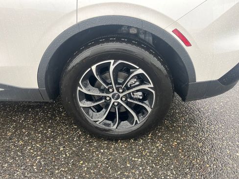 New 2026 Lincoln Nautilus Premier image 30