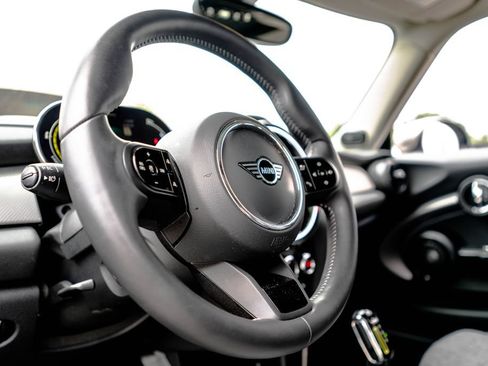 Certified 2024 MINI Cooper SE FWD image 24