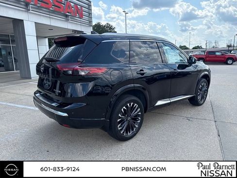 New 2025 Nissan Rogue Platinum w/ Tech Package image 12