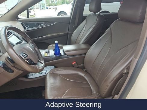 Used 2018 Lincoln MKX Reserve w/ Driver Assistance Package AWD/4WD image 13