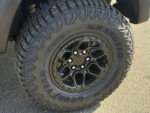 New 2026 Chevrolet Colorado ZR2 w/ ZR2 Bison Edition image 30