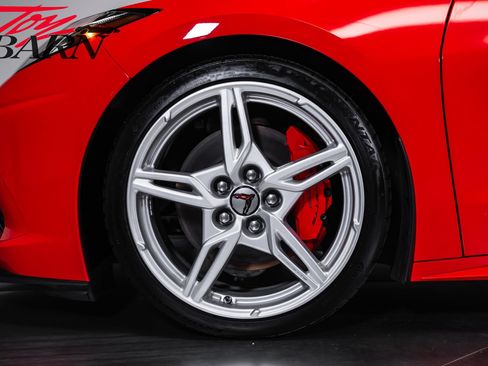 Used 2020 Chevrolet Corvette Stingray Preferred Cpe w/ 2LT Preferred Equipment Group RWD image 23