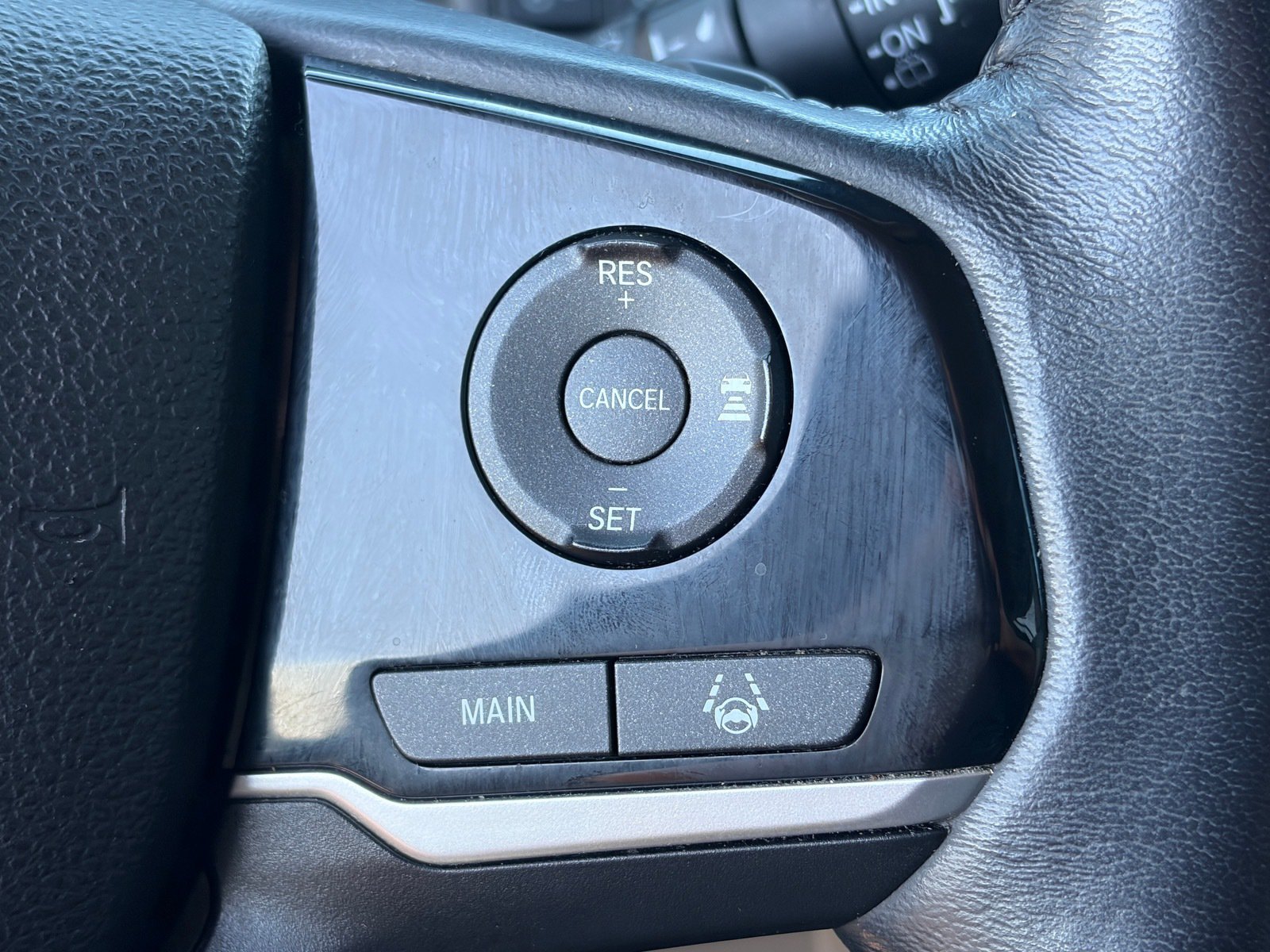 Used 2021 Honda Pilot Touring image 25