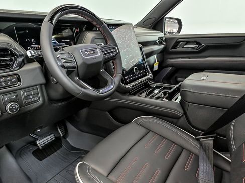 New 2026 GMC Yukon XL AT4 Ultimate w/ LPO, Floor Liner Package AWD/4WD image 8