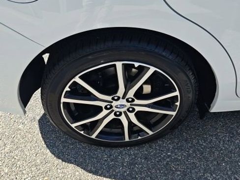 Used 2017 Subaru Impreza 2.0i Limited w/ Moonroof/BSD & Rcta/Eyesight AWD/4WD image 10