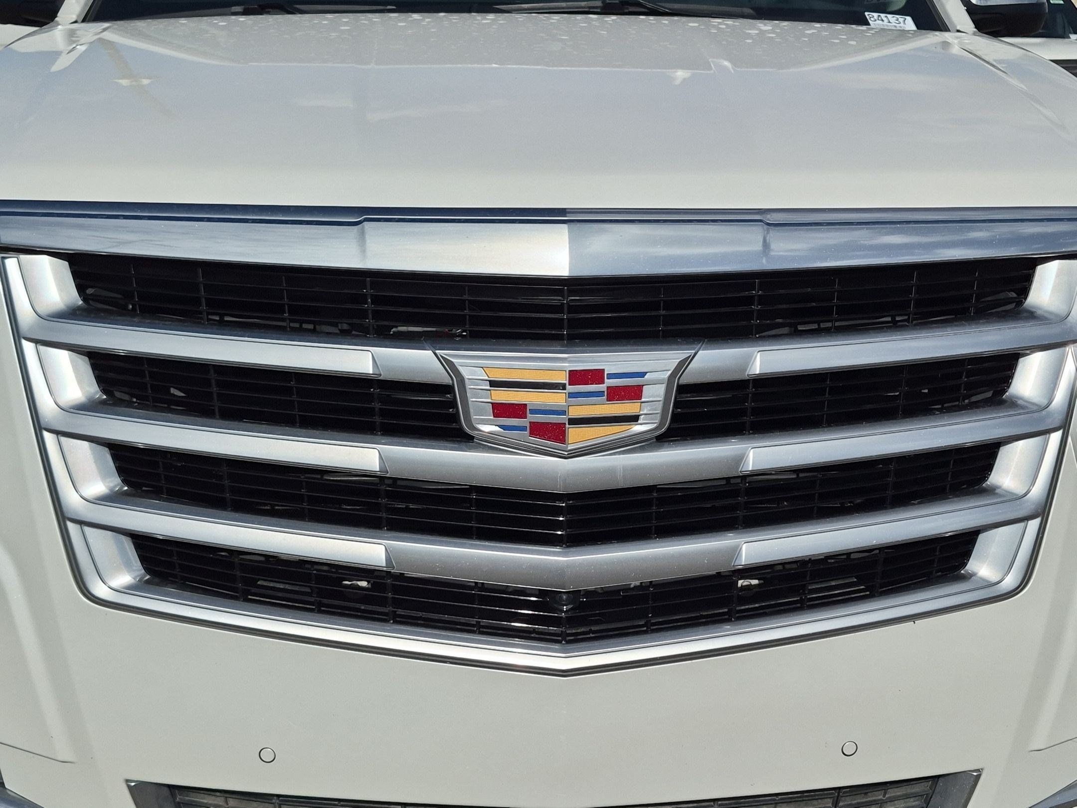 Used 2019 Cadillac Escalade ESV Premium Luxury AWD/4WD image 9