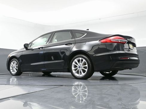 Used 2020 Ford Fusion SE image 52
