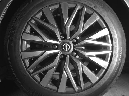 Used 2025 Nissan Altima 2.5 SV image 14