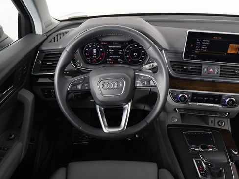 Used 2019 Audi Q5 Prestige AWD/4WD image 8