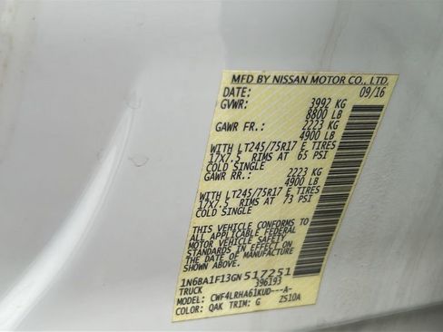 Used 2016 Nissan Titan S image 43