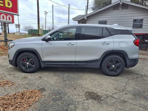 Used 2019 GMC Terrain SLE FWD image 4