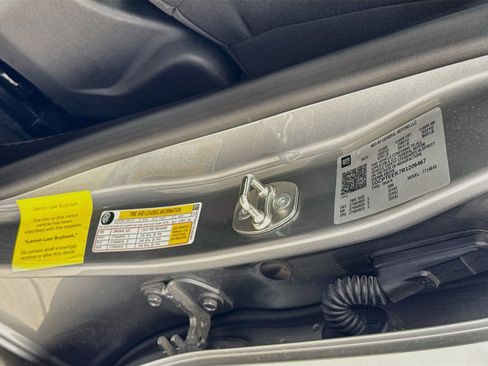 Used 2024 Chevrolet Colorado Trail Boss AWD/4WD image 33