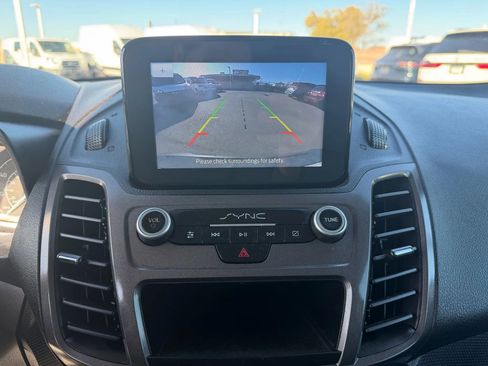 Used 2022 Ford Transit Connect XL image 18