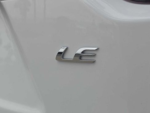 Used 2025 Toyota Corolla LE FWD image 13