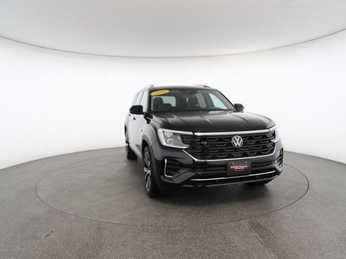 Used 2024 Volkswagen Atlas SEL Premium R-Line image 29