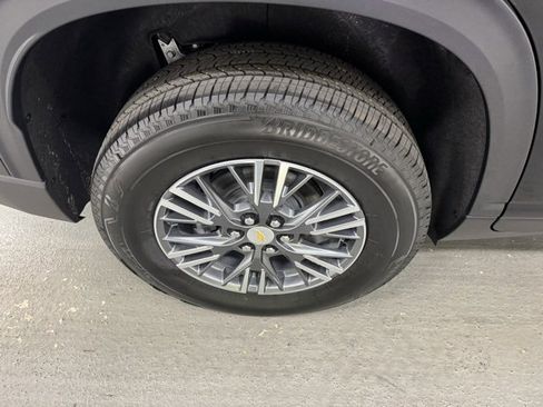 New 2026 Chevrolet Traverse LT w/ Driver Confidence Package image 4