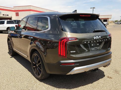 Used 2022 Kia Telluride SX w/ SX Prestige Package AWD/4WD image 3