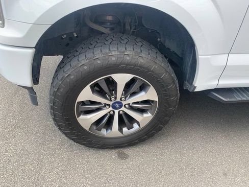 Used 2019 Ford F150 XL w/ Equipment Group 101A Mid AWD/4WD image 4