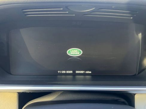 Used 2016 Land Rover Range Rover HSE image 23