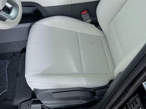 New 2026 Hyundai Santa Fe SE image 16