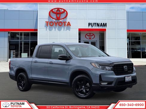 Used 2023 Honda Ridgeline Black Edition image 1