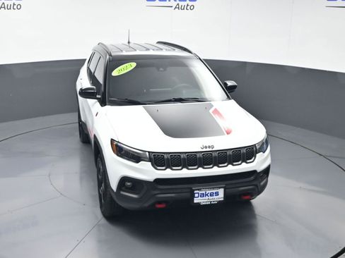 Used 2023 Jeep Compass Trailhawk AWD/4WD image 46