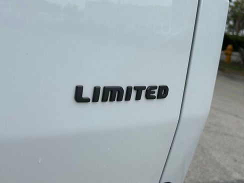 New 2026 Jeep Cherokee Limited image 27